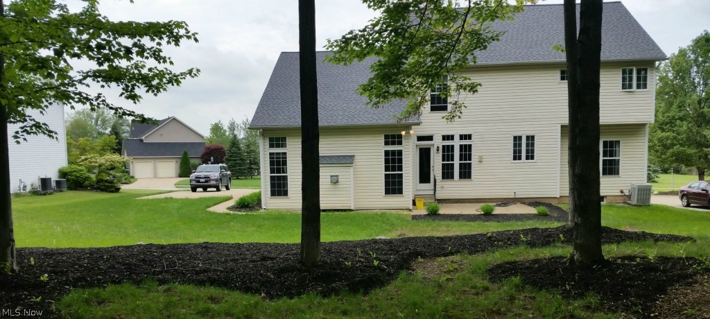 Macintosh Farm - Residential