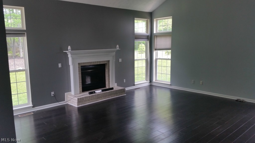 Macintosh Farm - Residential