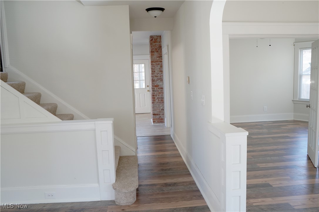 1341 Beach Avenue, Lakewood, Ohio image 7