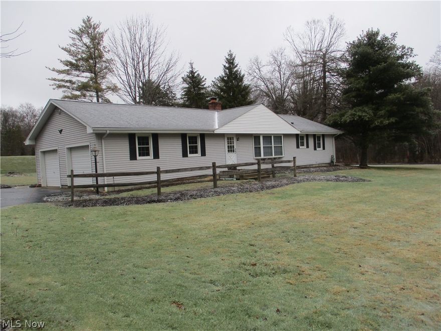 Ranch home with basement and 2 car attached on 1.5 acre corner lot.  NO carpeting, 2 decorative fireplaces (NOT for use), all appliances, eat-in kitchen and dining area open to the the living room and a family room room too! The open unfurnished basement has a a washer and dryer for use and a water softener. Kenston school district and just minutes to shopping, movie theater and other amenities.  A/C for the warm summers!  No pets allowed and no smoking in the home or garage. Tenant is responsible for mowing and​​‌​​​​‌​‌​​​‌‌​​​‌‌‌​​‌​​‌‌​​​​ plowing.