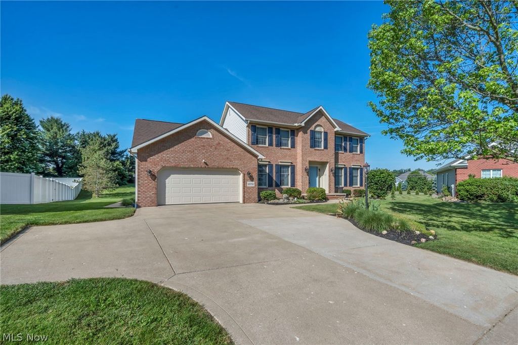 Photo of 8572 Nobleman Circle NW, Massillon, OH 44646 (MLS # 5216205)