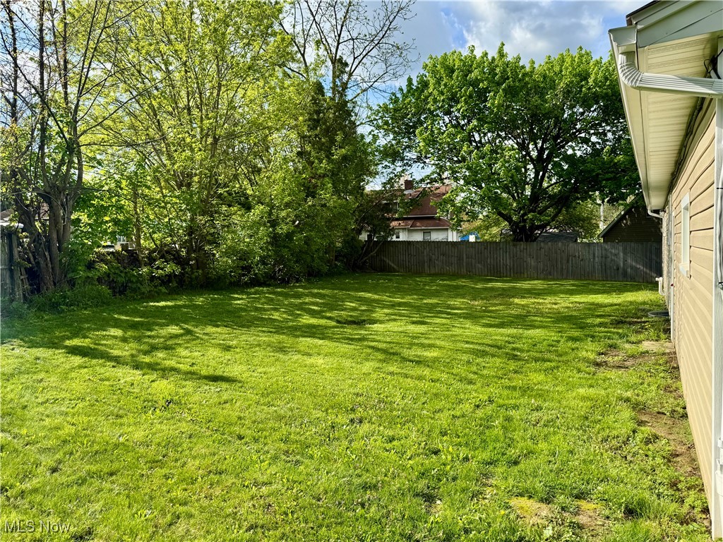 30 Taylor Road, Barberton, Ohio image 15