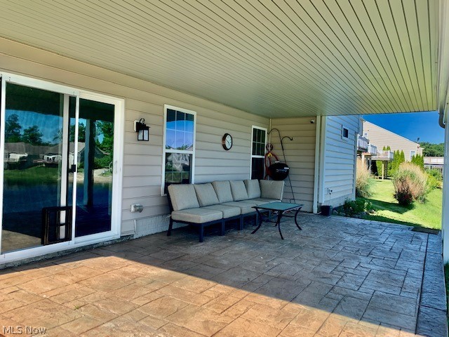 Hidden Lakes Sub Ph I - Residential Lease