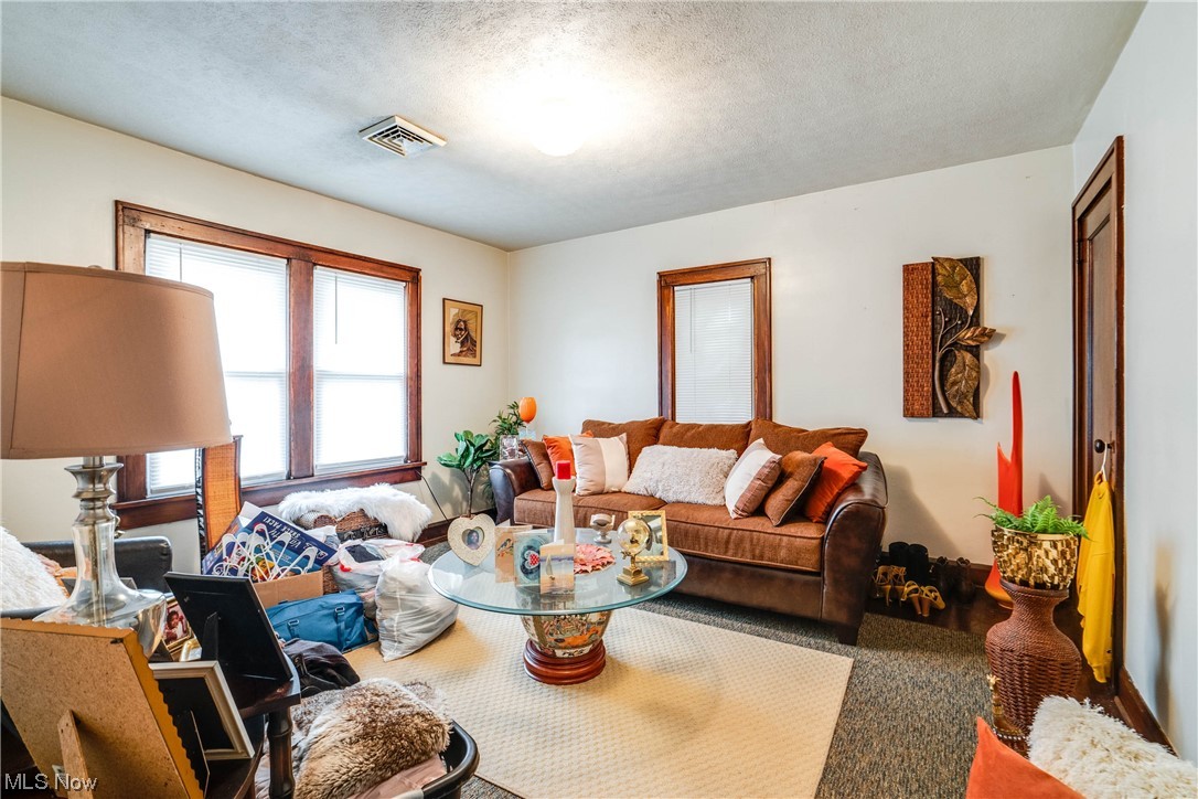 Canton - Residential Income