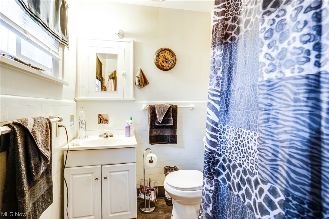 Canton - Residential Income