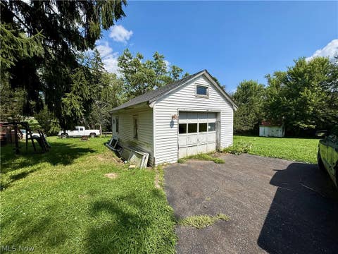 Tiny photo for 13280 Easton Street NE, Alliance, OH 44601 (MLS # 5239358)