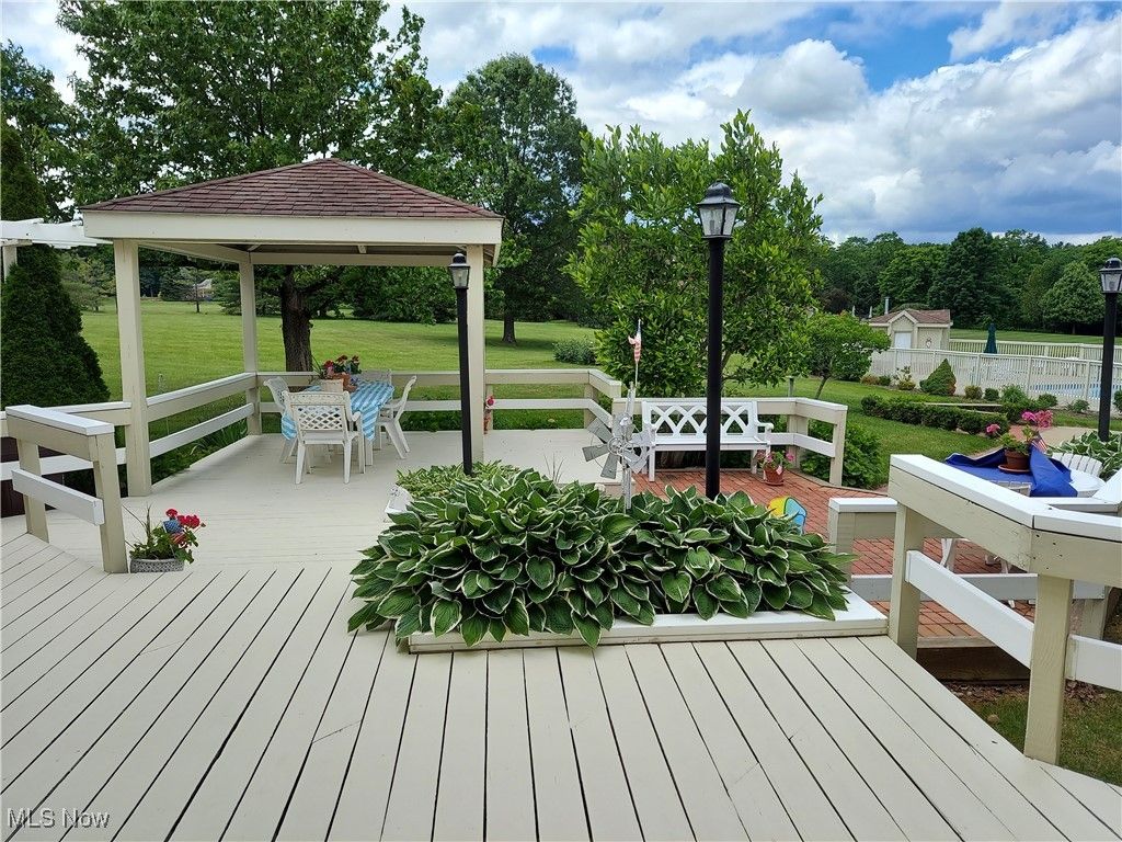 Photo of 2250 Candlewood Lane, Akron, OH 44333 (MLS # 5184907)