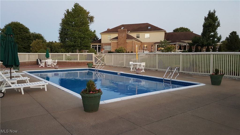 Photo of 2250 Candlewood Lane, Akron, OH 44333 (MLS # 5184907)