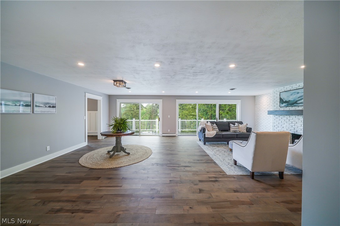 Sugar Bush Knolls - Residential