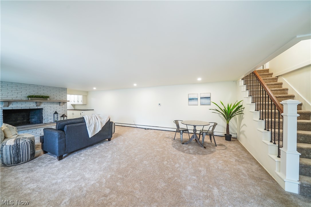 Sugar Bush Knolls - Residential