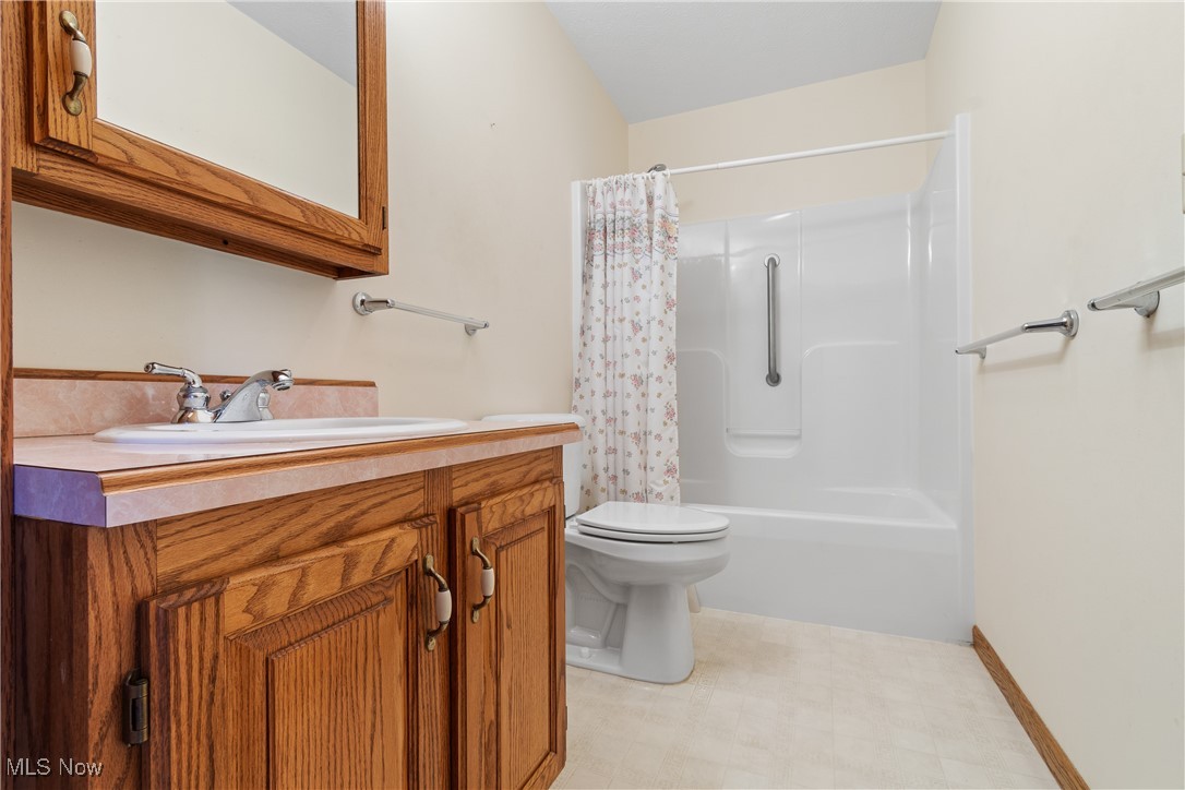 3827 Abbeyville Road, Medina, Ohio image 23