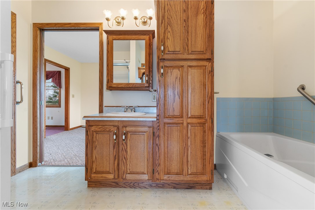 3827 Abbeyville Road, Medina, Ohio image 18