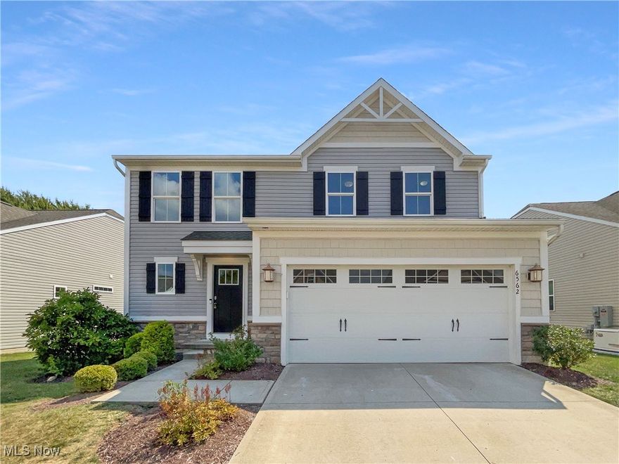 Welcome to your dream home! This property boasts a calming neutral color paint scheme, providing a serene atmosphere throughout. The fresh interior paint adds to the overall pristine condition of the home. The primary bedroom is a true retreat, featuring a spacious walk-in closet that caters to all your storage needs. To top it off, the property also includes a deck, perfect for enjoying a quiet morning coffee or an evening under the stars. This beautiful home is waiting for you to make it your own.