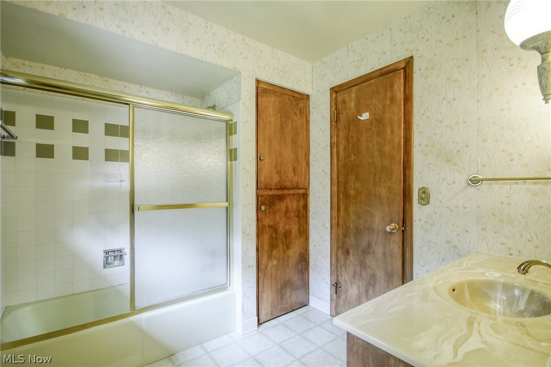 North Portage Path Estates - Residential