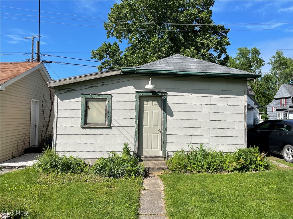 1605 E 46th Street, Ashtabula, Ohio image 19