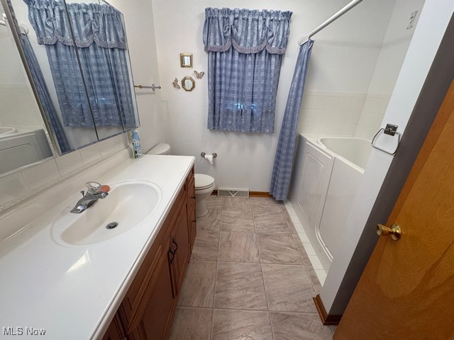 5240 Sabrina Lane, Warren, Ohio image 15