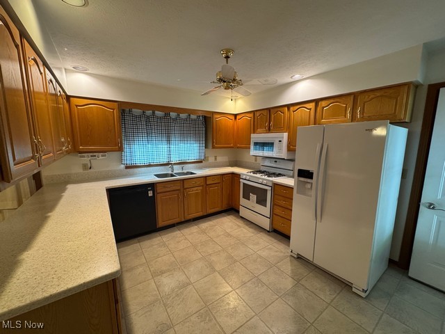 5240 Sabrina Lane, Warren, Ohio image 2