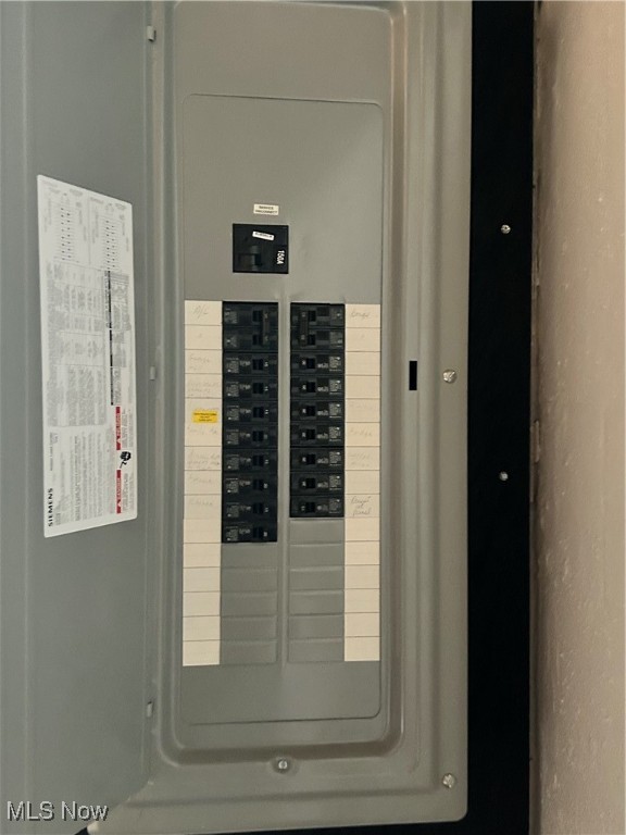 Youngstown, Ohio 44505, United States, 3 Bedrooms Bedrooms, ,2 BathroomsBathrooms,Residential,Active,226750