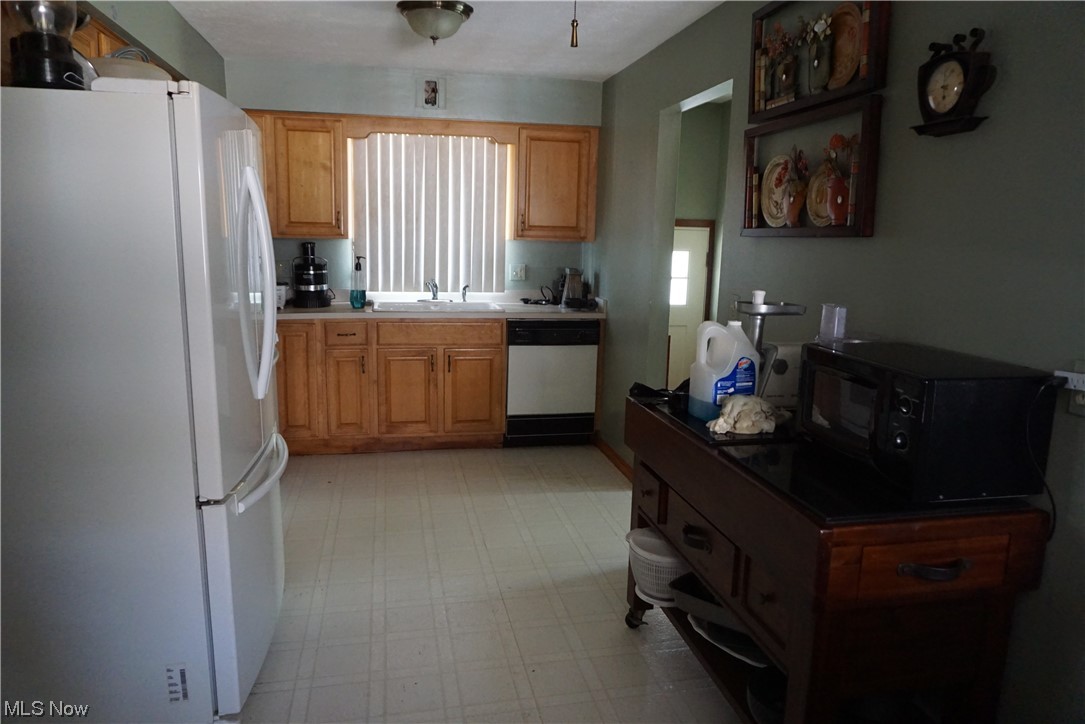 Russell Ave Sub - Residential