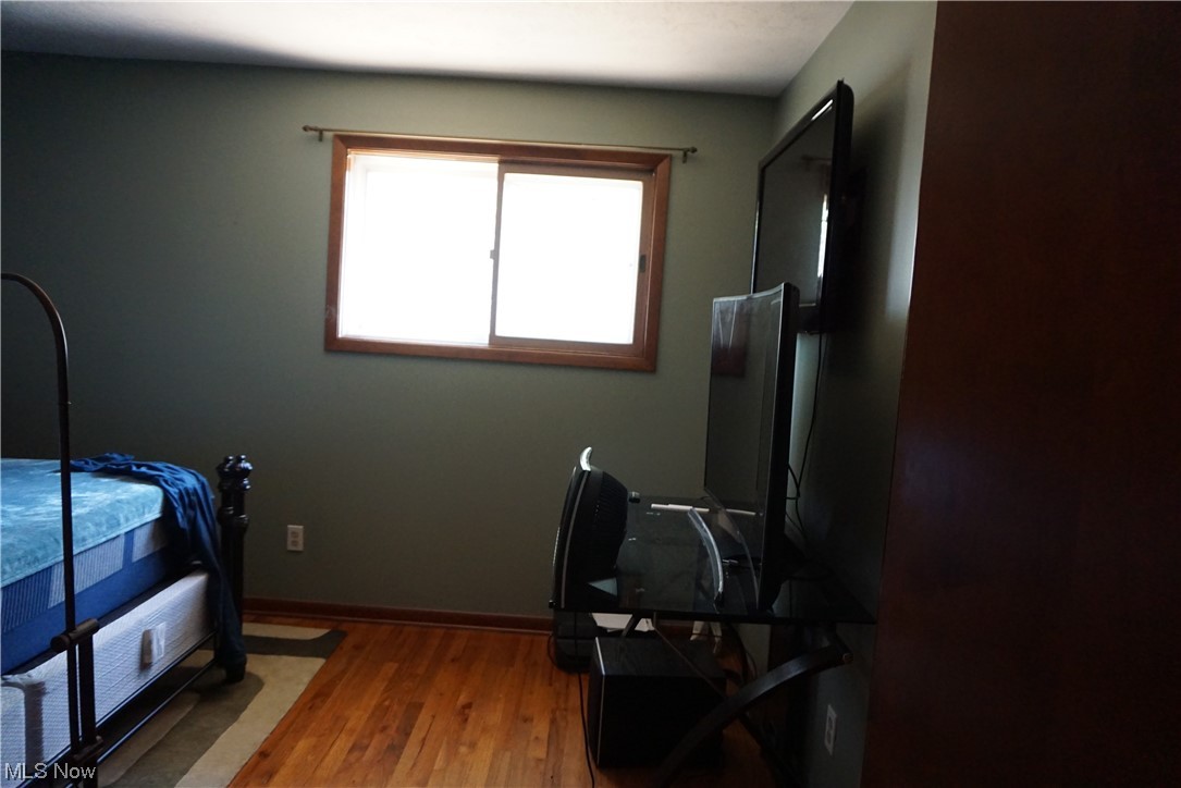 Russell Ave Sub - Residential