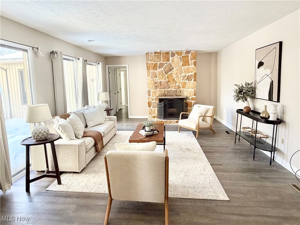 Idlewood South Condo 06 - Residential