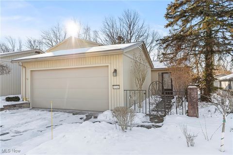 19341 Idlewood Trail Strongsville OH 44149