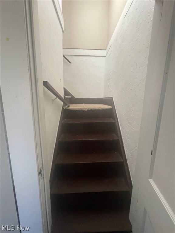 Garfield Blvd - Residential