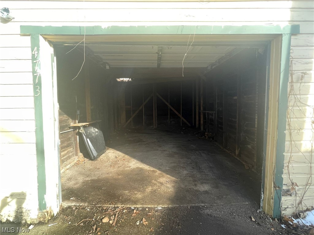 Garfield Blvd - Residential