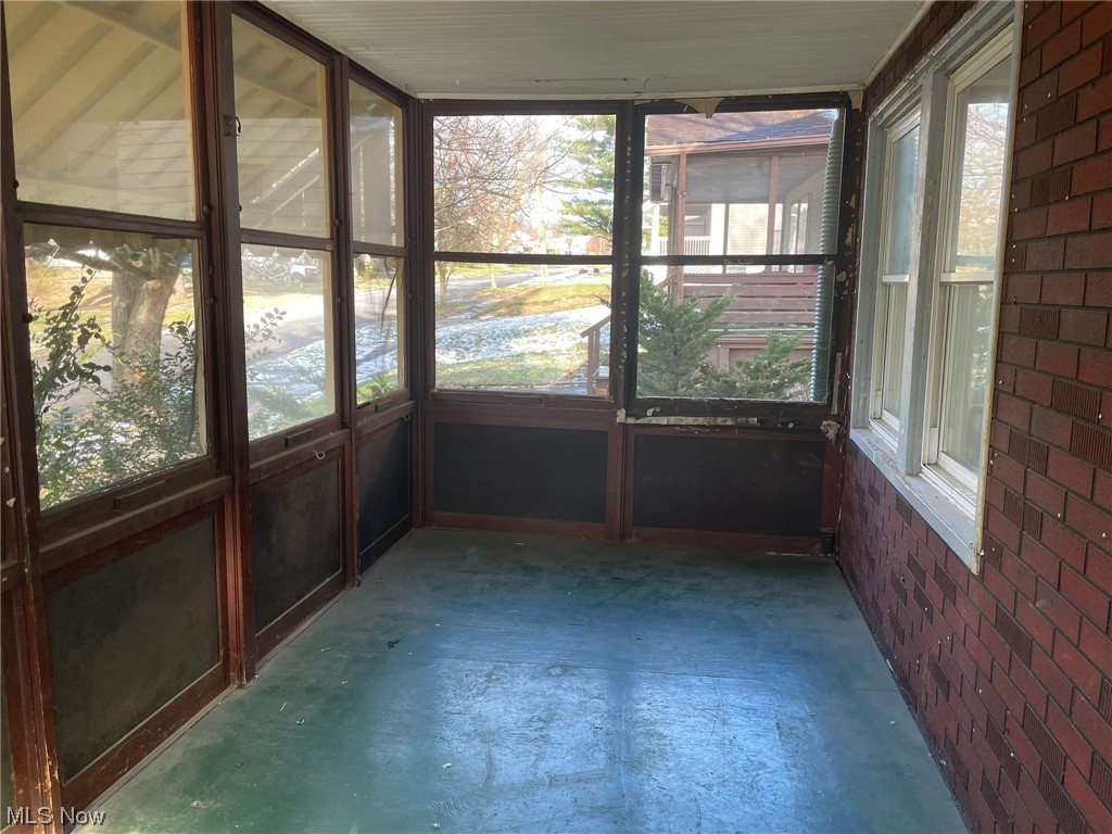 Garfield Blvd - Residential