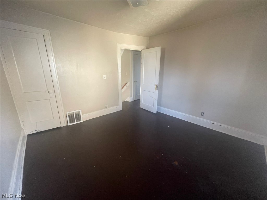 Garfield Blvd - Residential