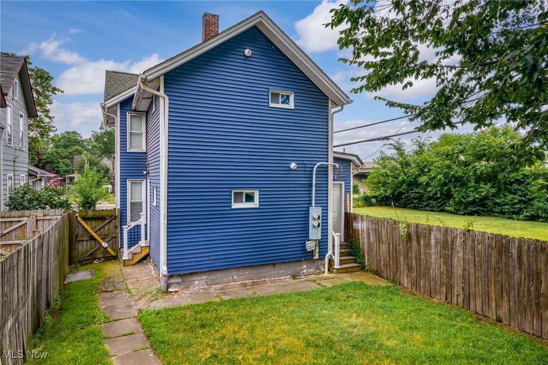 Cleveland, Ohio 44113, United States, 2 Bedrooms Bedrooms, ,1 BathroomBathrooms,Residential,Active,169130