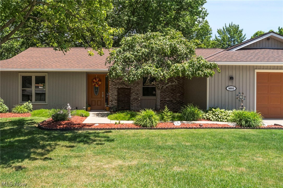 9893 Plum Brook Lane