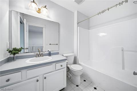 Tiny photo for 116 Woodbridge Crossing Xing, Chardon, OH 44024 (MLS # 5222033)