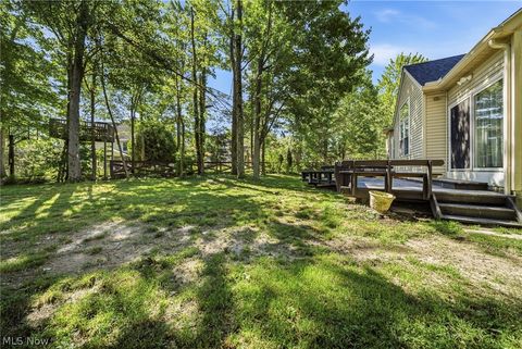 Tiny photo for 116 Woodbridge Crossing Xing, Chardon, OH 44024 (MLS # 5222033)