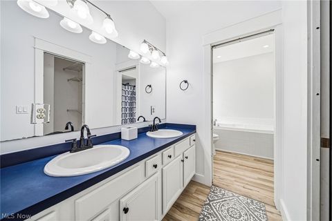 Tiny photo for 116 Woodbridge Crossing Xing, Chardon, OH 44024 (MLS # 5222033)