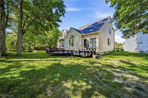 Tiny photo for 116 Woodbridge Crossing Xing, Chardon, OH 44024 (MLS # 5222033)