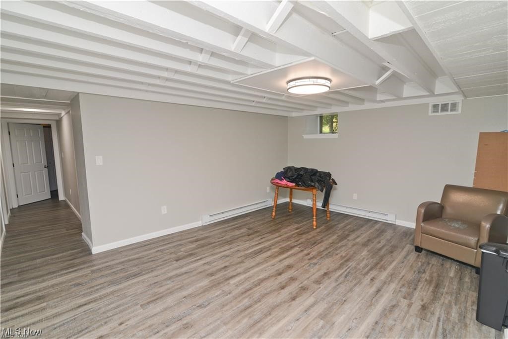 Poland Vlg - Residential Lease