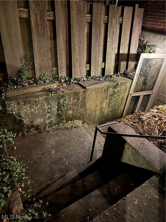 Poland Vlg - Residential Lease