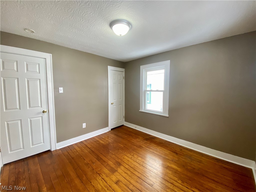 Dye & Allen - Residential Lease