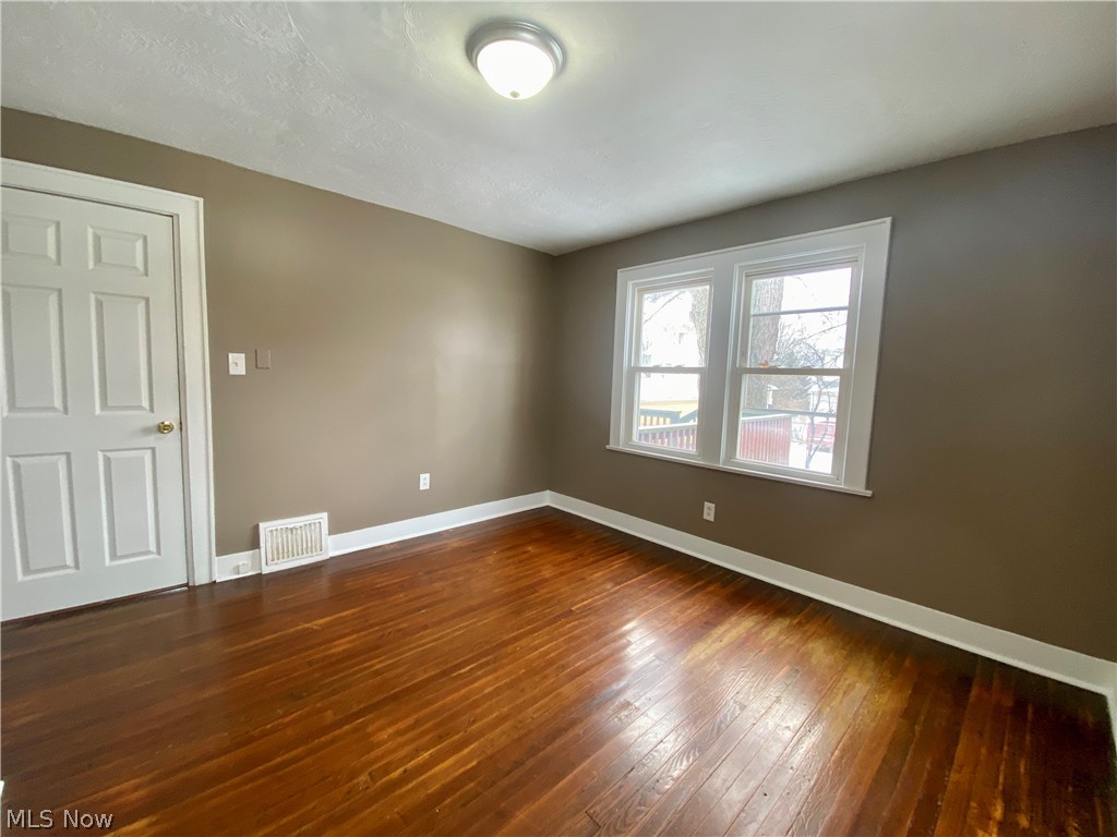 Dye & Allen - Residential Lease