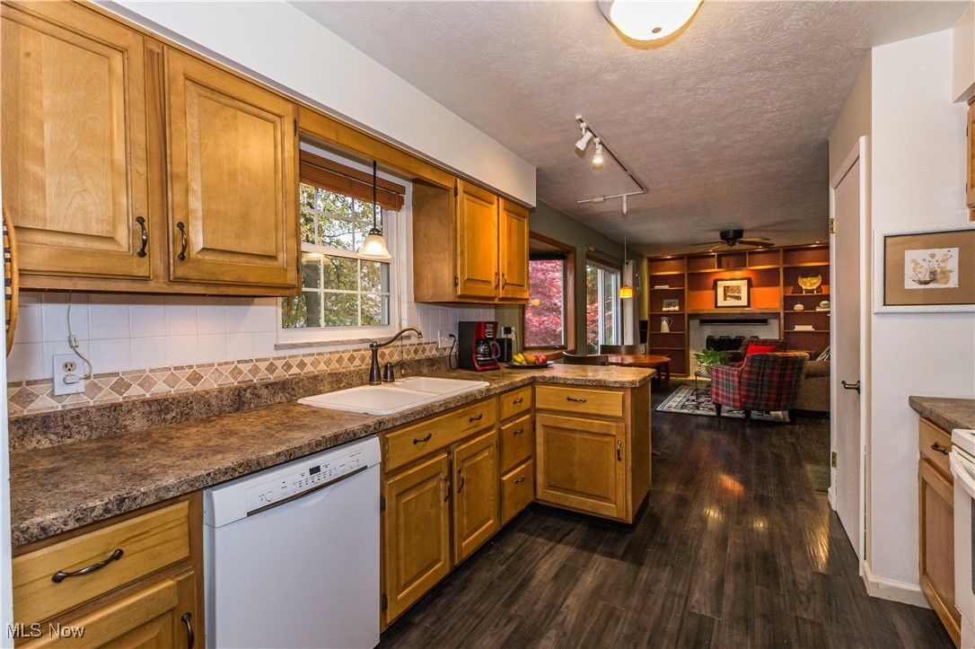 Valley Forge Estates - Residential