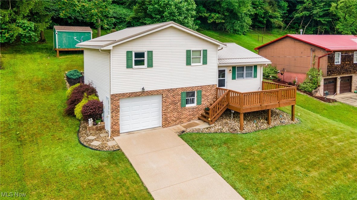 720 W FERNWOOD Drive