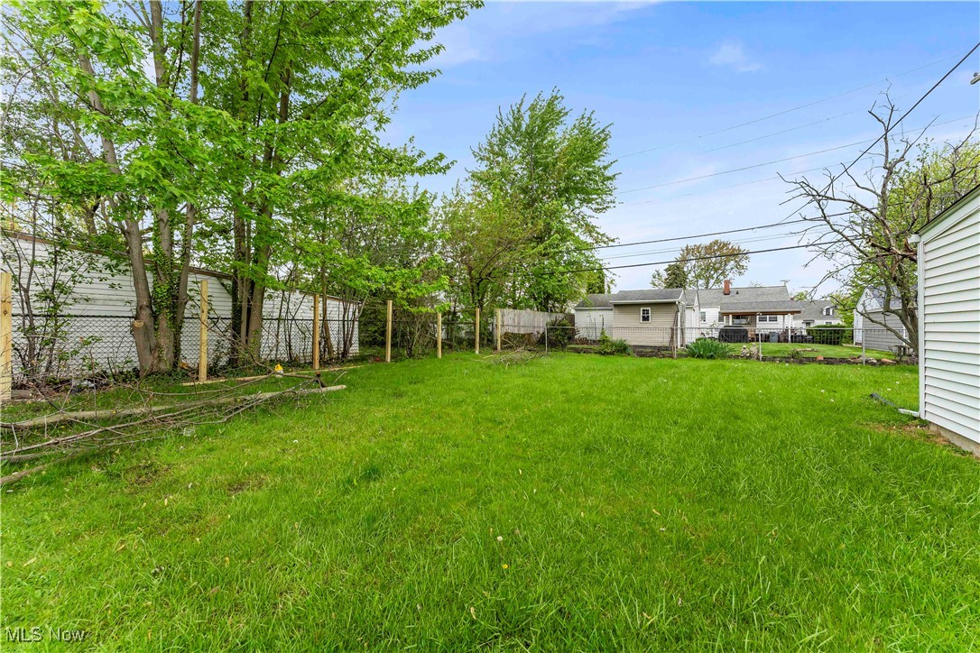 860 E 260th Street, Euclid, Ohio image 22
