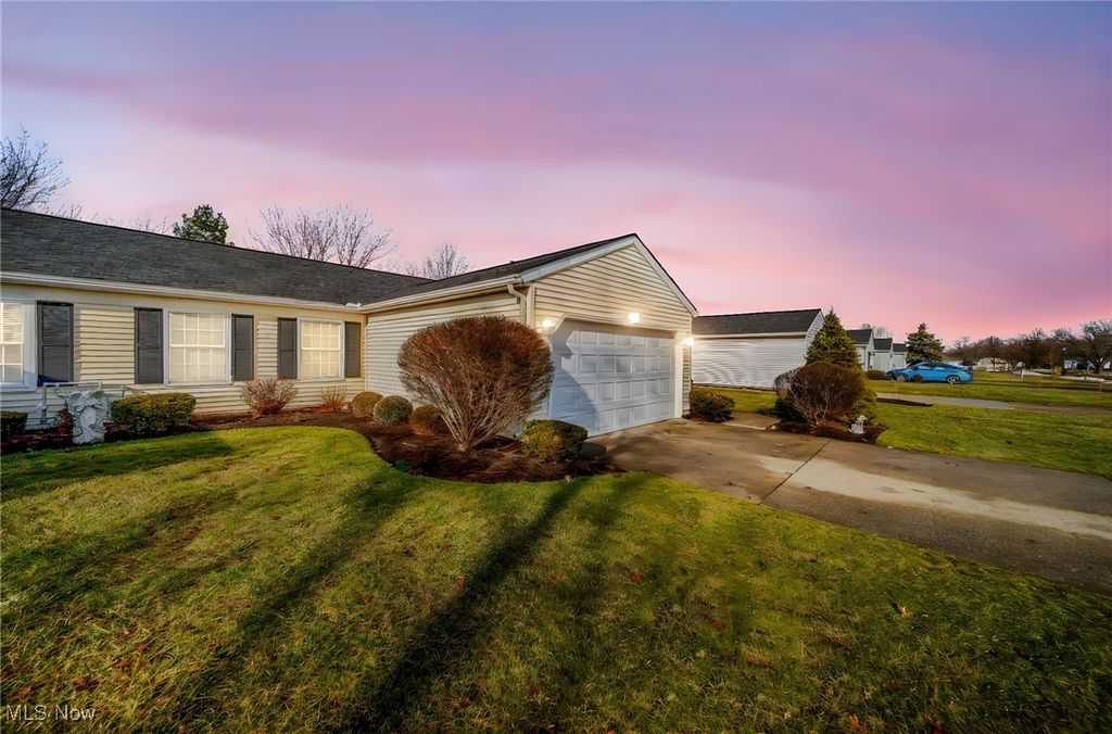 Photo of 6780 Farmingdale Lane, Mentor, OH 44060 (MLS # 5180199)