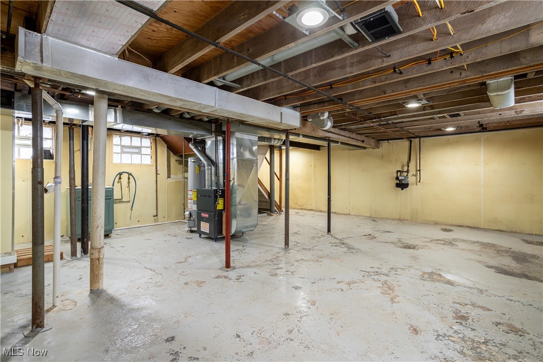9612 Park Heights Avenue, Garfield Heights, Ohio image 21