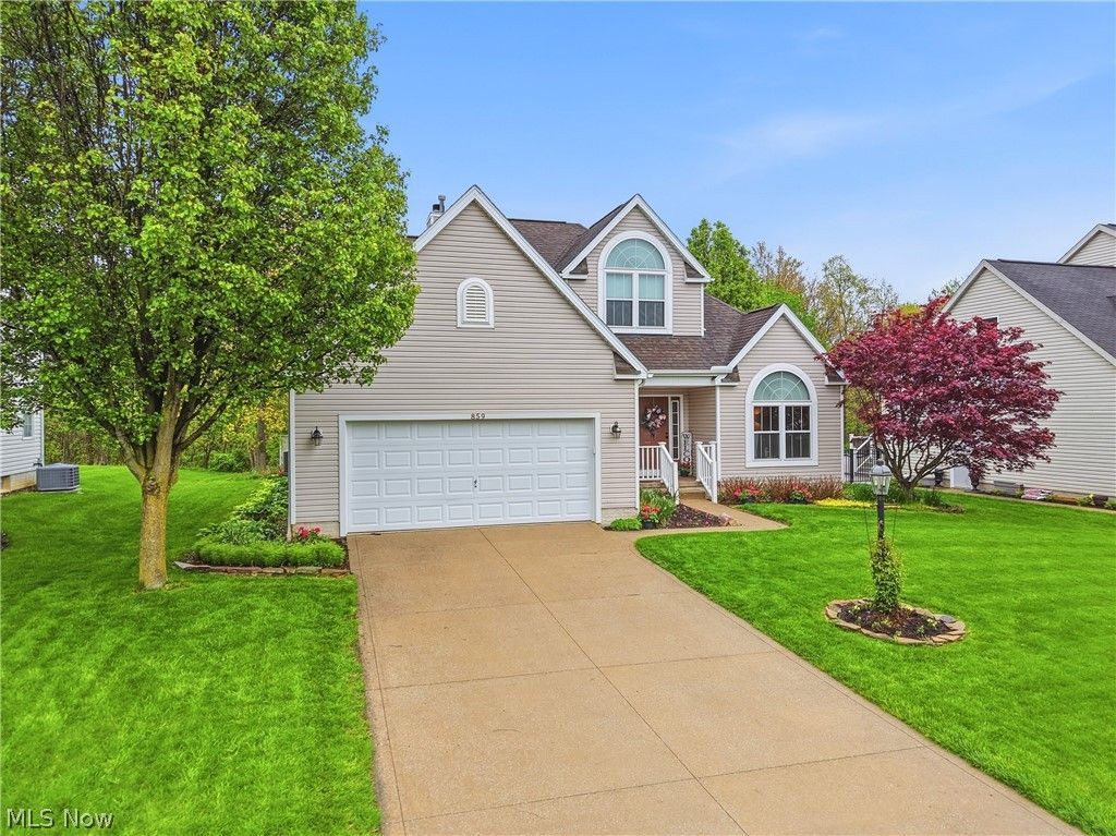 Photo of 859 Kings Cross Drive, Wadsworth, OH 44281 (MLS # 5204889)
