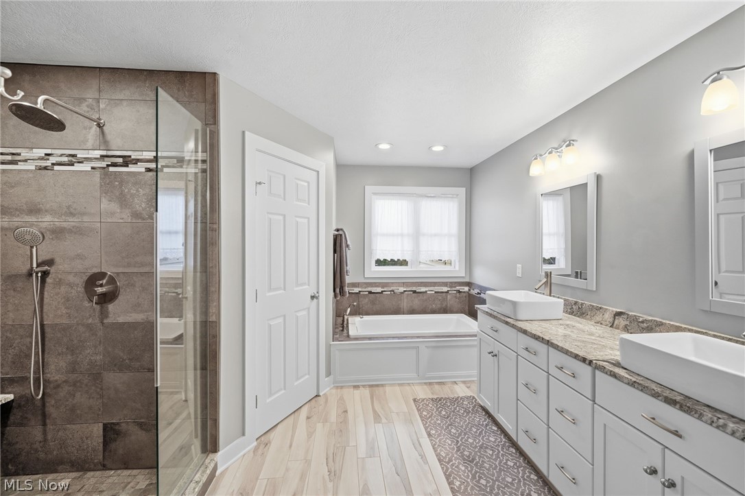Markwood Pines - Residential