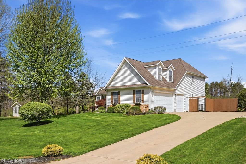 Photo of 5245 Markwood Court, Valley City, OH 44280 (MLS # 5203762)