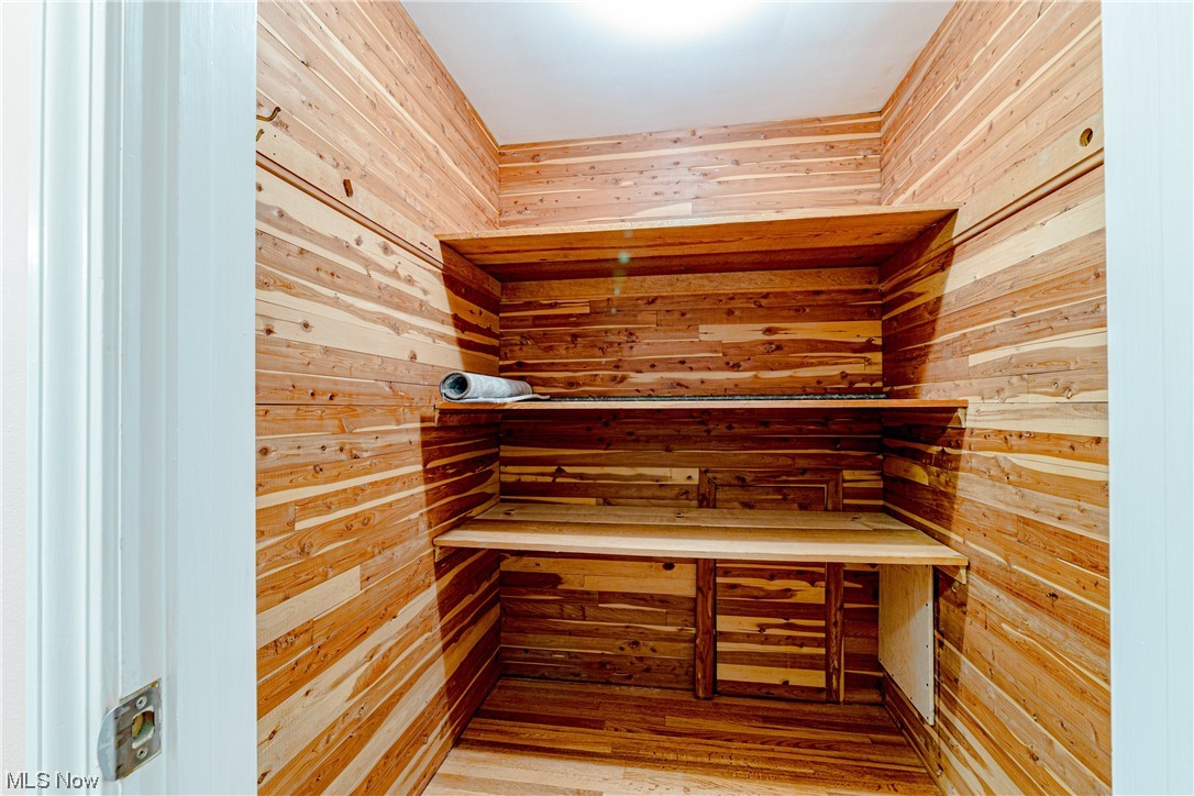 George R Klein Oaks Road Sub - Residential