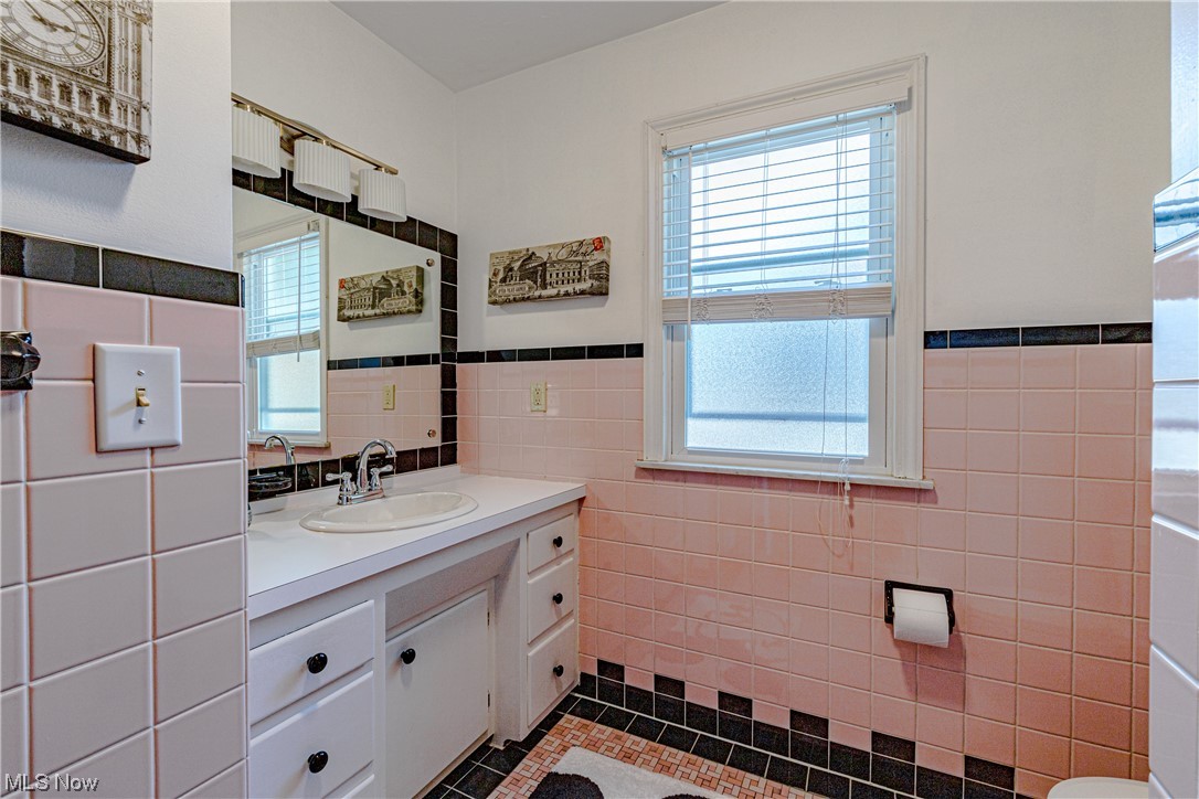 George R Klein Oaks Road Sub - Residential